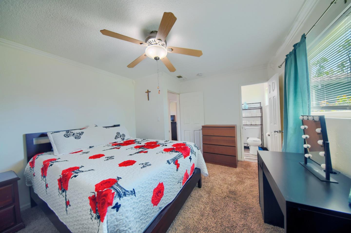 Detail Gallery Image 20 of 50 For 410 Orange Ave, Los Banos,  CA 93635 - 3 Beds | 2 Baths