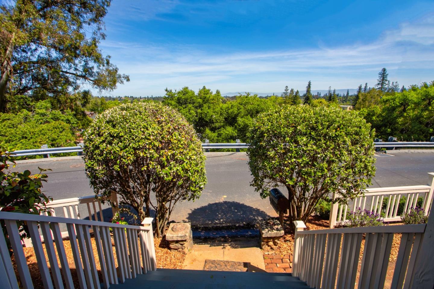 Detail Gallery Image 5 of 52 For 90 Cleland Ave, Los Gatos,  CA 95030 - 4 Beds | 2 Baths