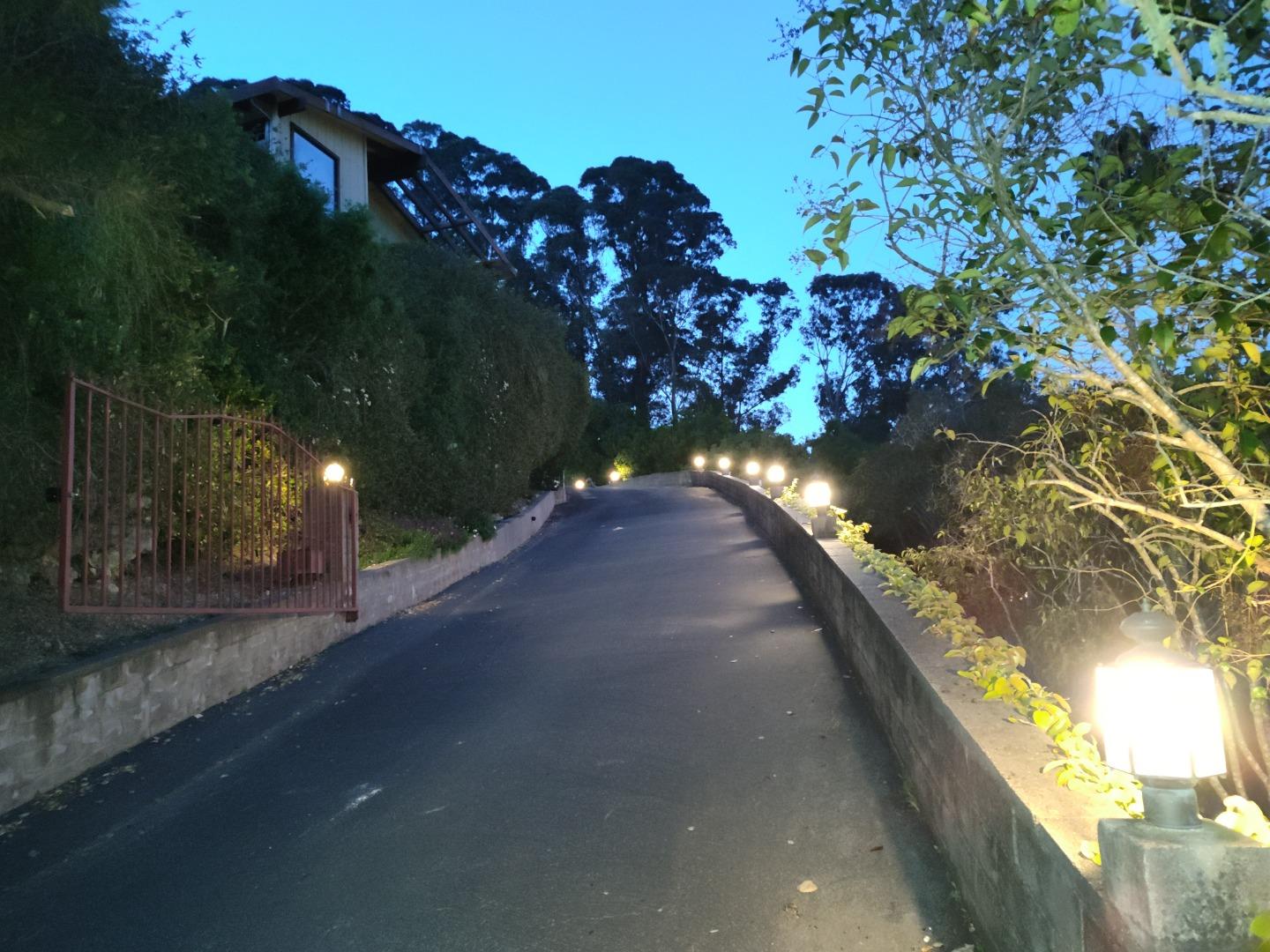 Photo of 350 Highland Ave in Santa Cruz, CA