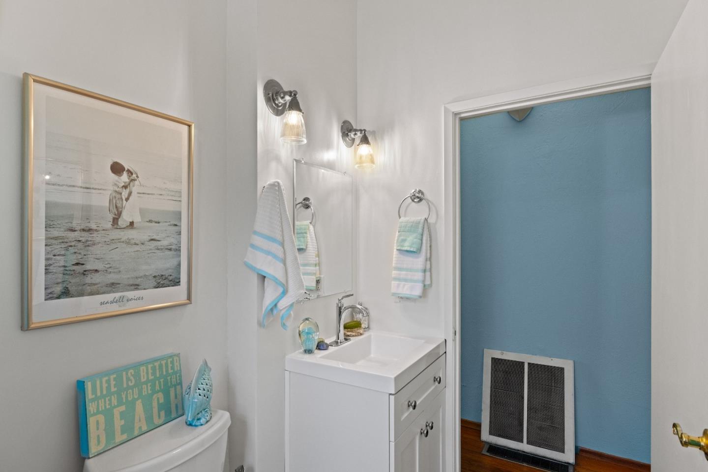 Detail Gallery Image 23 of 70 For 944 Doud St, Monterey,  CA 93940 - 2 Beds | 1 Baths