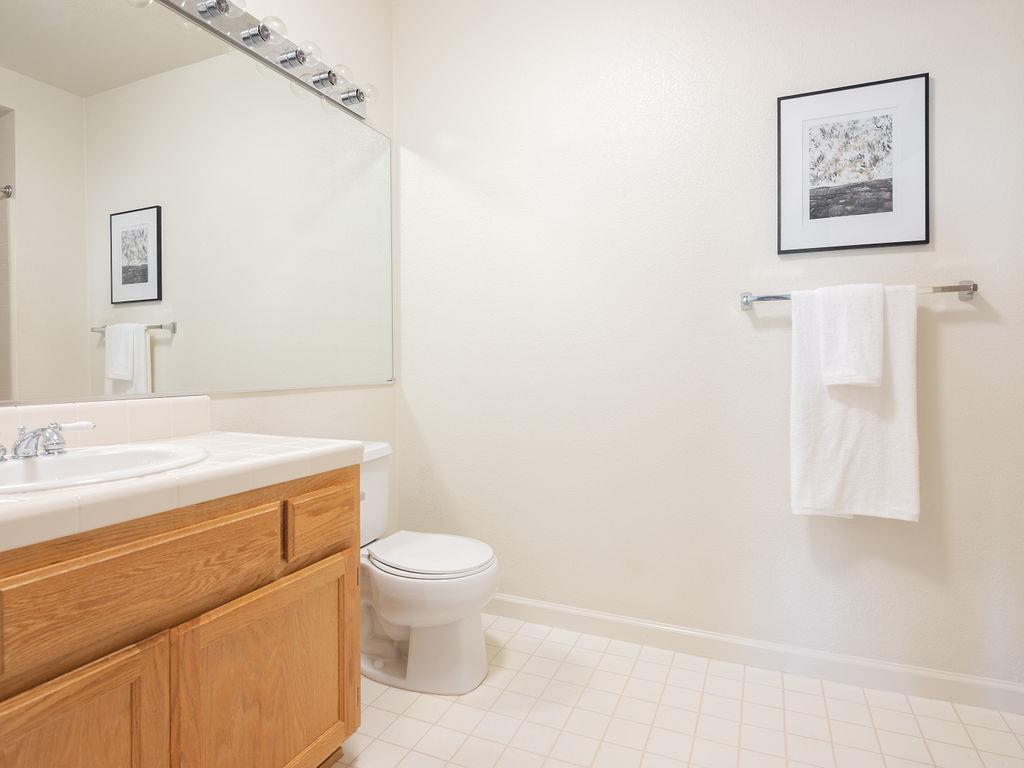 Detail Gallery Image 21 of 30 For 831 Swallowtail Ct, Brisbane,  CA 94005 - 3 Beds | 2 Baths
