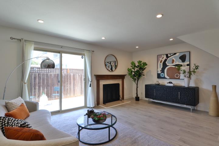 Detail Gallery Image 11 of 37 For 142 Castro St, San Leandro,  CA 94577 - 2 Beds | 1/1 Baths