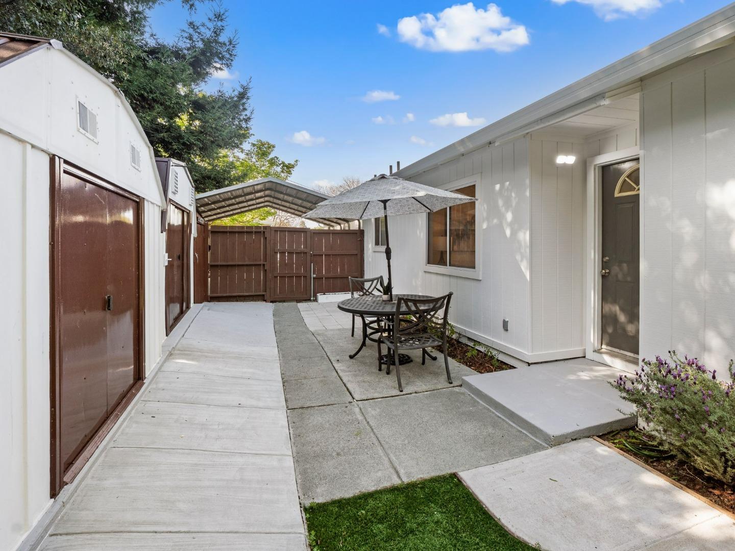 Detail Gallery Image 55 of 56 For 223 Lauella Ct, Mountain View,  CA 94041 - 4 Beds | 2 Baths