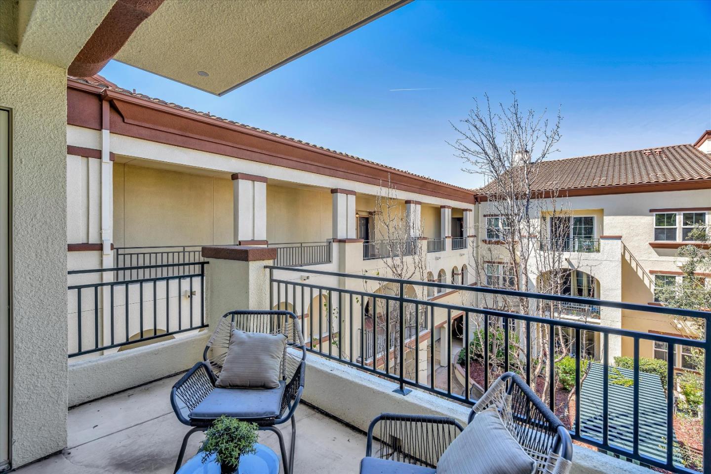 Detail Gallery Image 25 of 45 For 800 S Abel St #419,  Milpitas,  CA 95035 - 2 Beds | 2 Baths