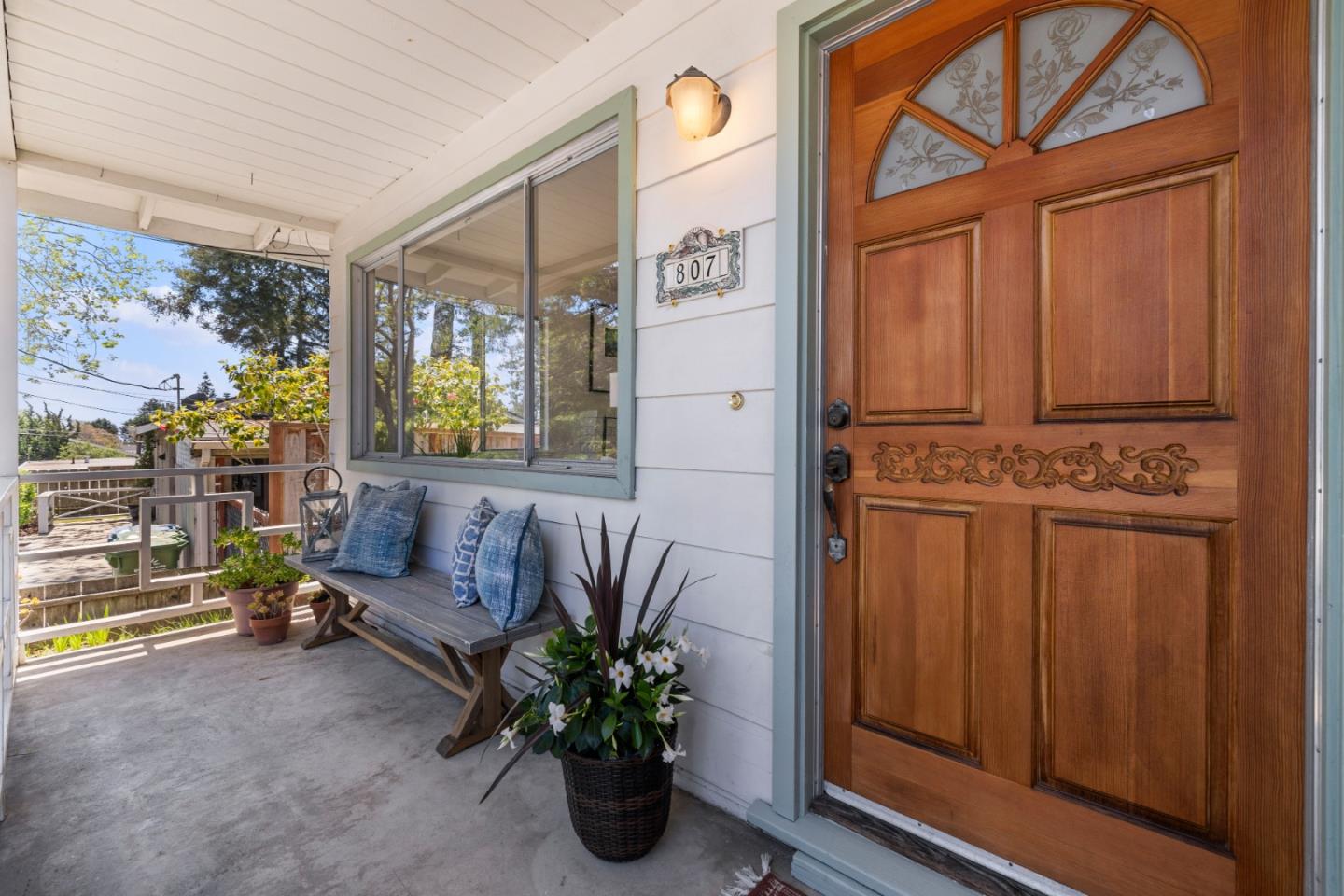 Detail Gallery Image 4 of 37 For 807 Rosedale Ave, Capitola,  CA 95010 - 3 Beds | 2 Baths