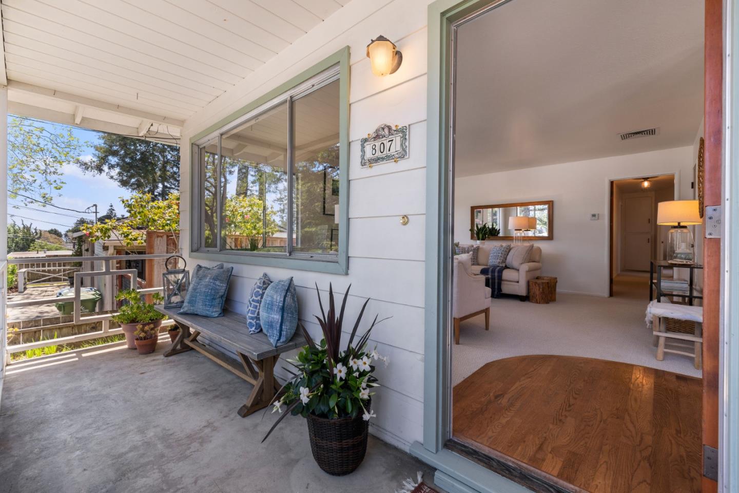 Detail Gallery Image 5 of 37 For 807 Rosedale Ave, Capitola,  CA 95010 - 3 Beds | 2 Baths