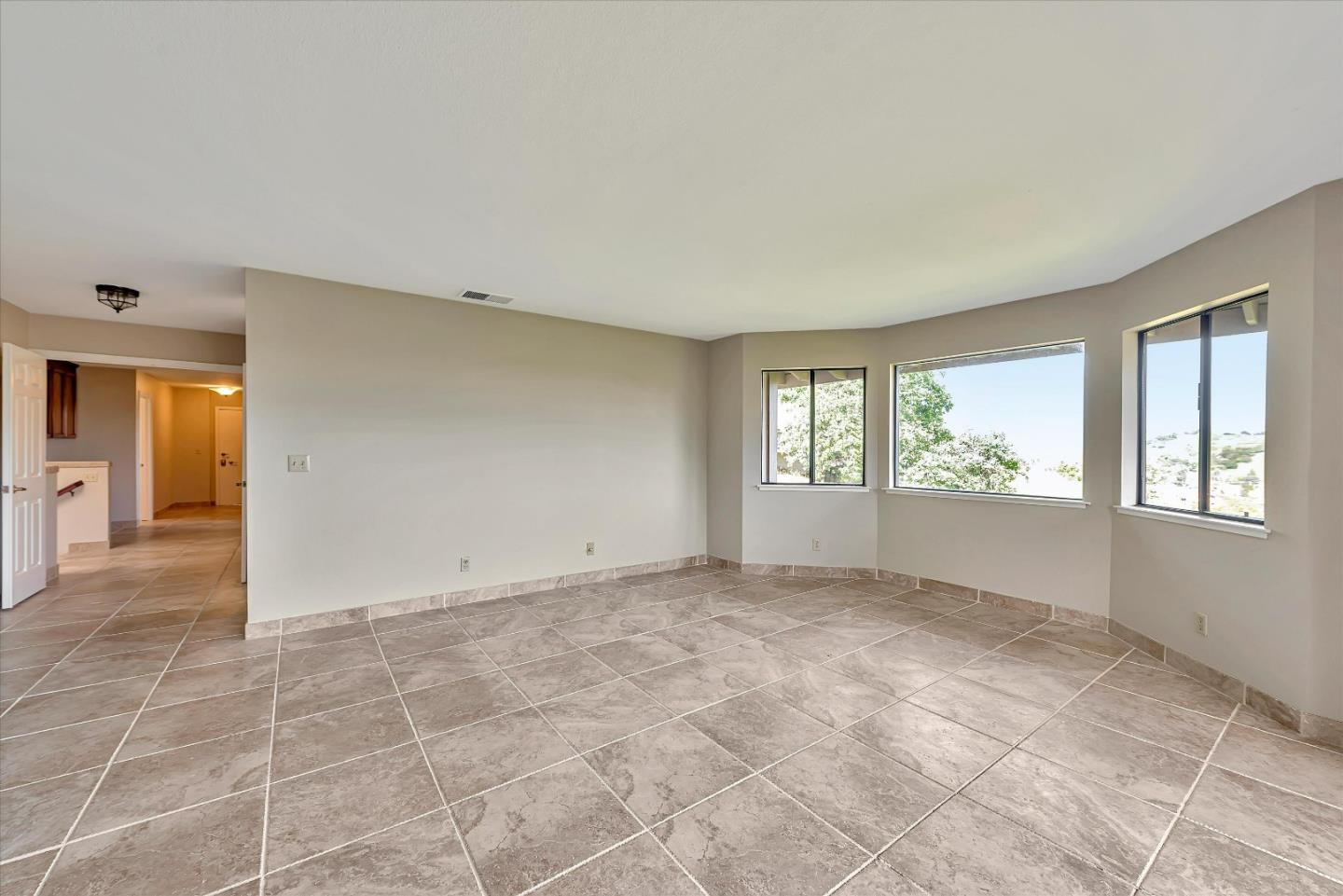 Detail Gallery Image 26 of 45 For 5947 Kyburz Pl, San Jose,  CA 95120 - 3 Beds | 2/1 Baths