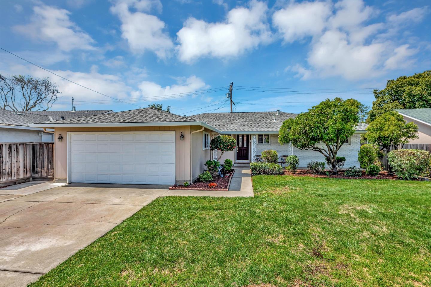 1004 Teal Dr, Santa Clara, CA 95051