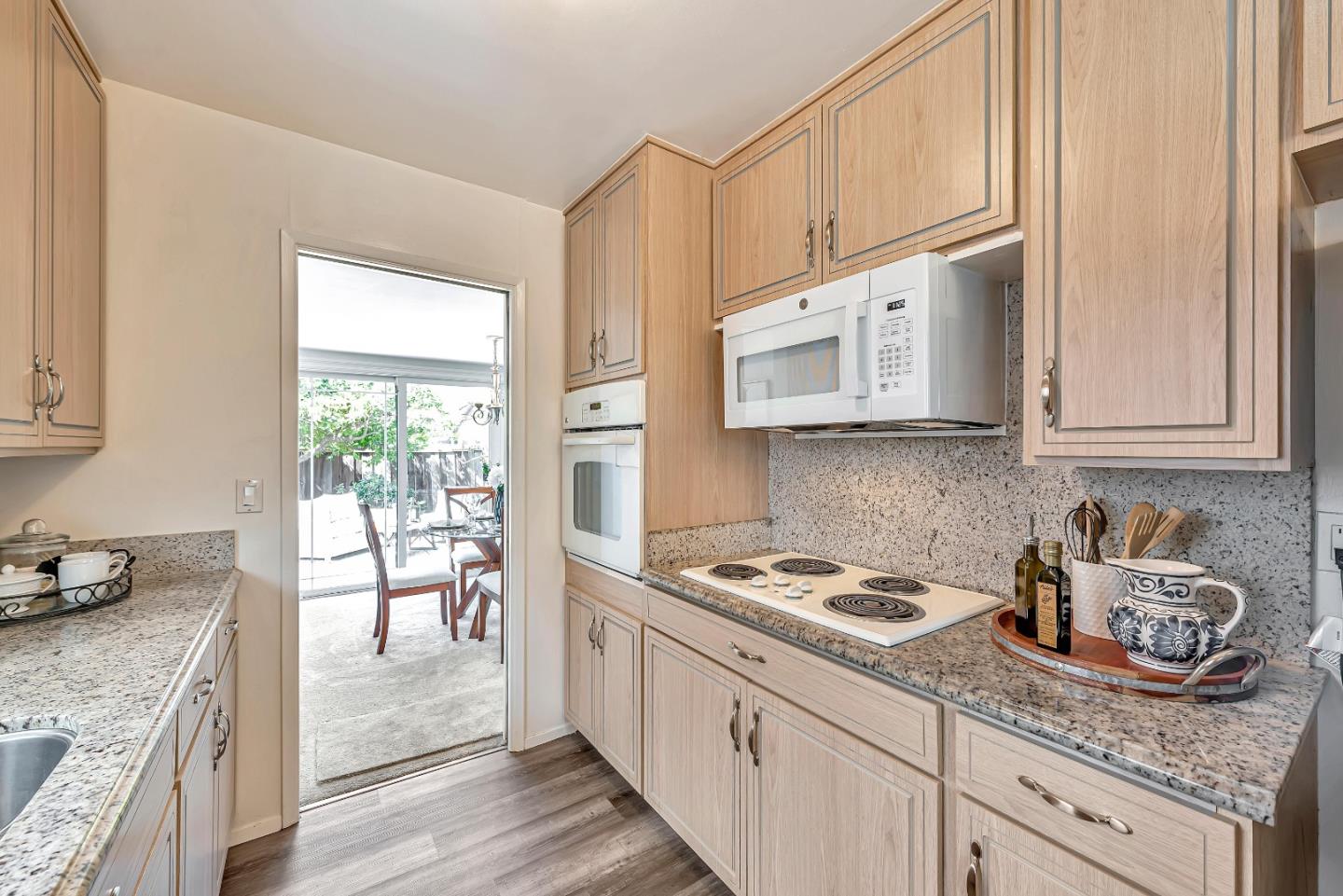 Detail Gallery Image 17 of 48 For 1004 Teal Dr, Santa Clara,  CA 95051 - 3 Beds | 2 Baths