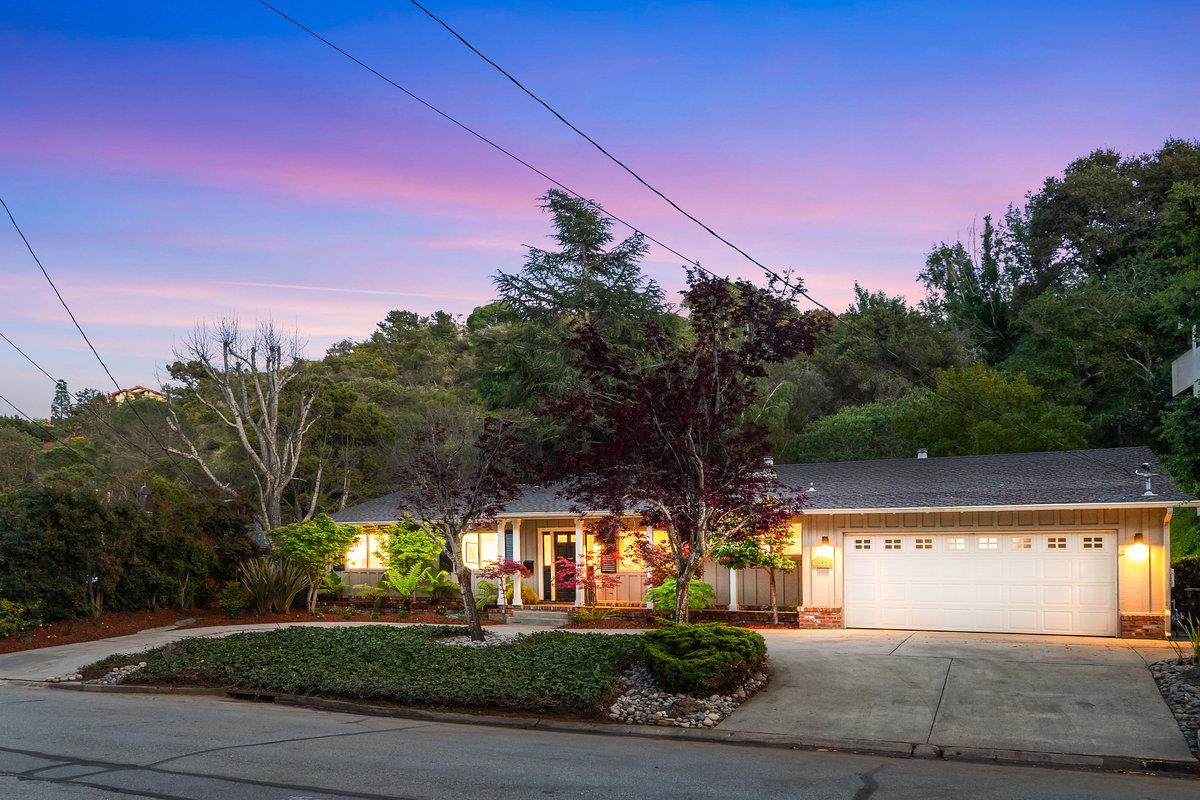 Detail Gallery Image 1 of 1 For 839 Laurelwood Dr, San Mateo,  CA 94403 - 4 Beds | 3 Baths