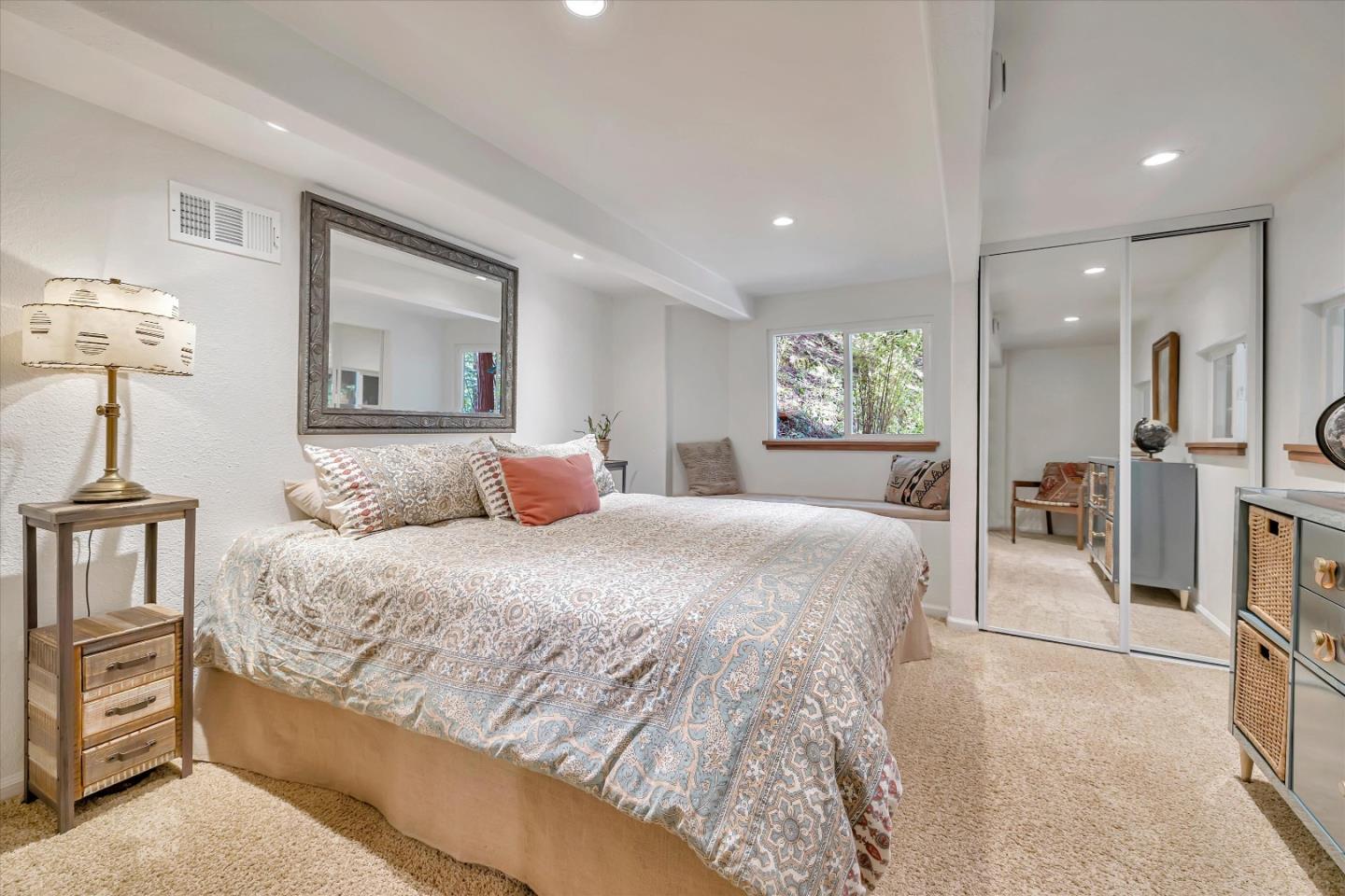 Detail Gallery Image 17 of 31 For 87 Redwood Ave, Loma Mar,  CA 94021 - 1 Beds | 2 Baths