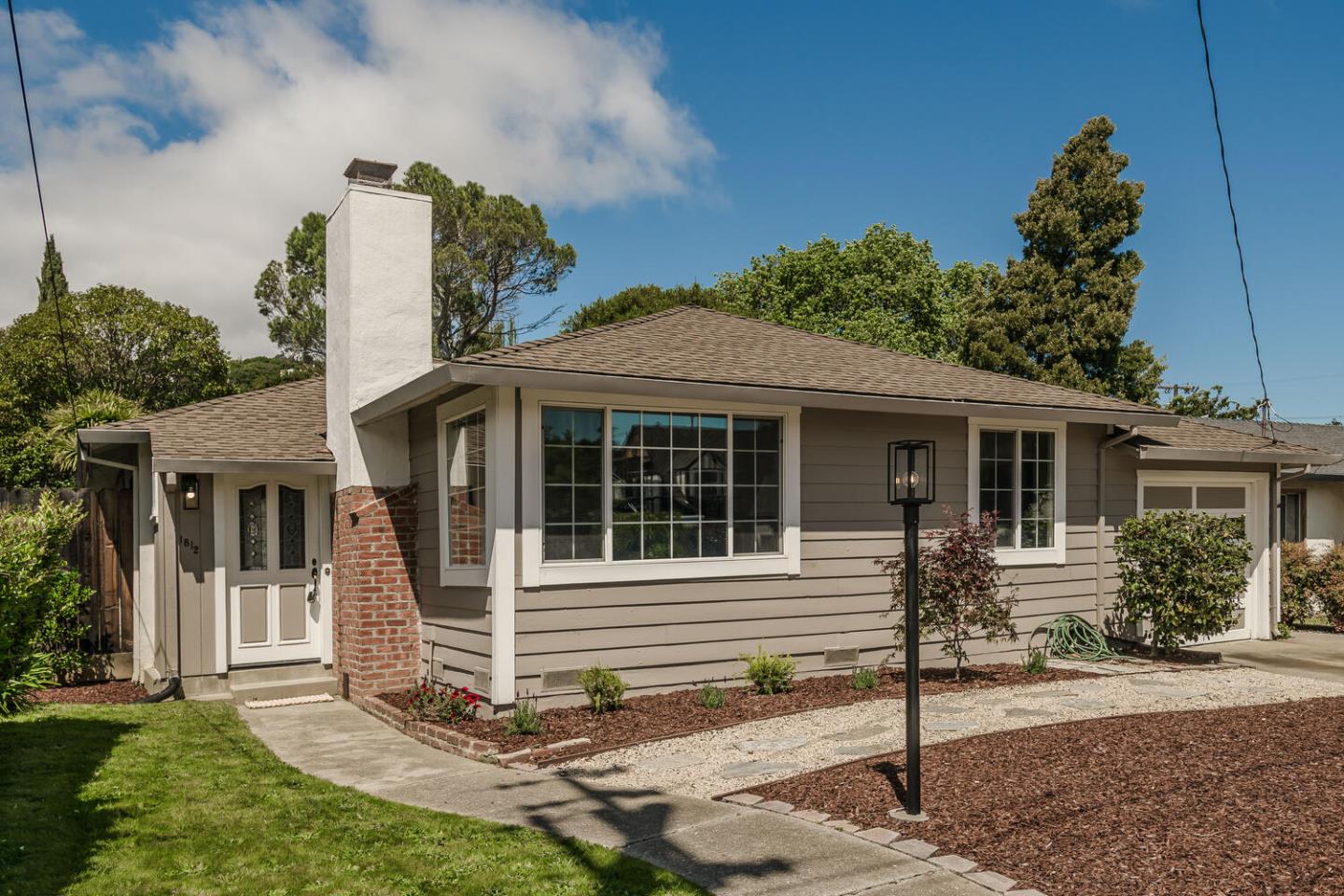 Detail Gallery Image 1 of 27 For 1812 Belburn Dr, Belmont,  CA 94002 - 4 Beds | 2 Baths