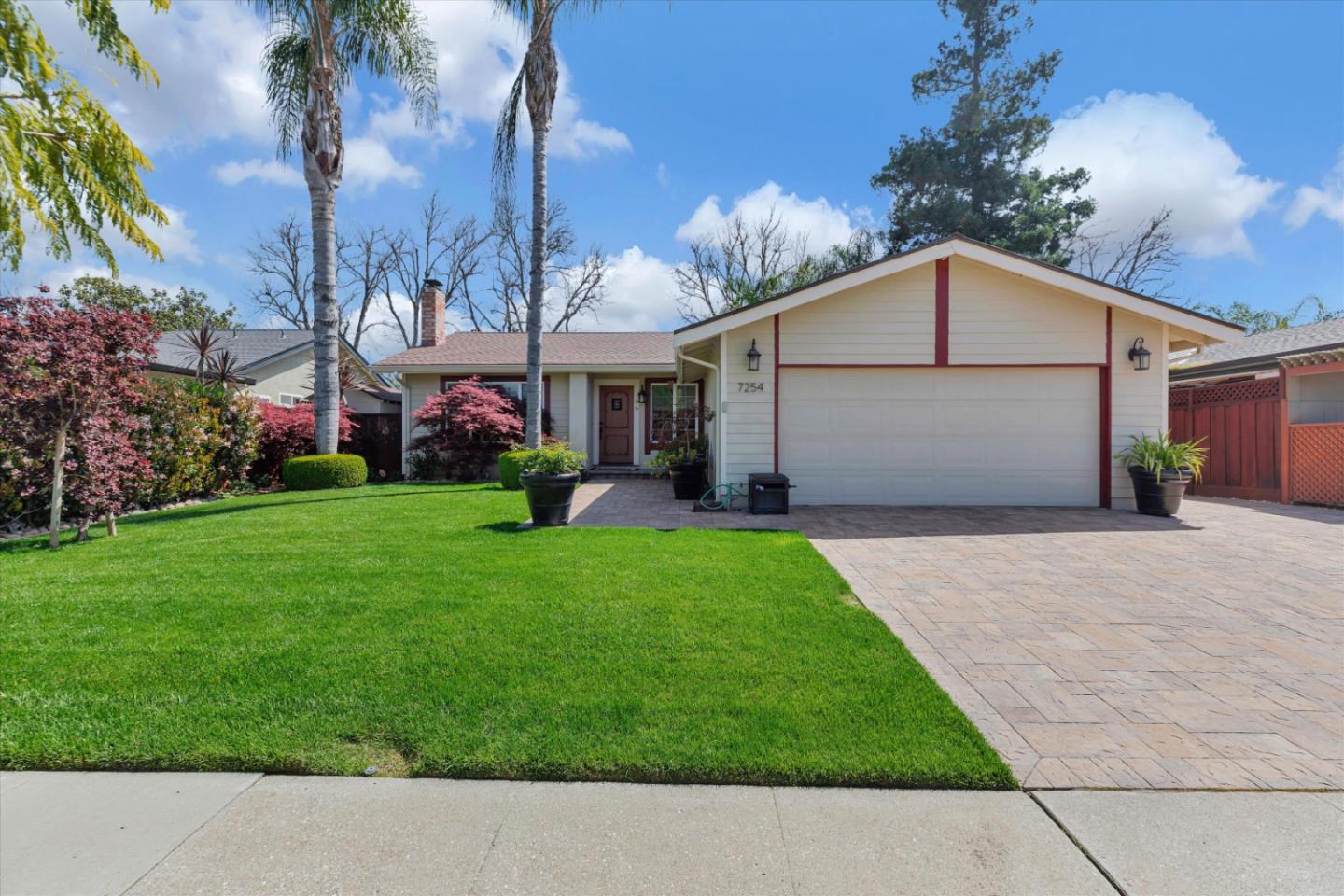 Detail Gallery Image 1 of 21 For 7254 Carr Pl, Gilroy,  CA 95020 - 3 Beds | 2 Baths