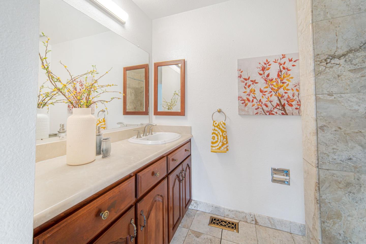 Detail Gallery Image 24 of 49 For 1240 N Park Victoria Dr, Milpitas,  CA 95035 - 4 Beds | 2/1 Baths