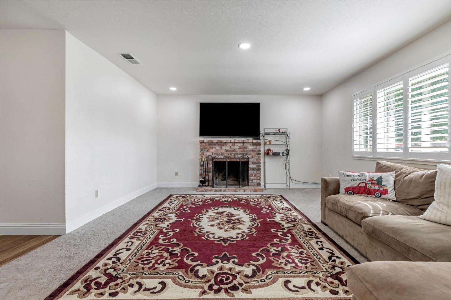 Detail Gallery Image 11 of 42 For 205 Marie Ave, Tracy,  CA 95376 - 3 Beds | 2 Baths