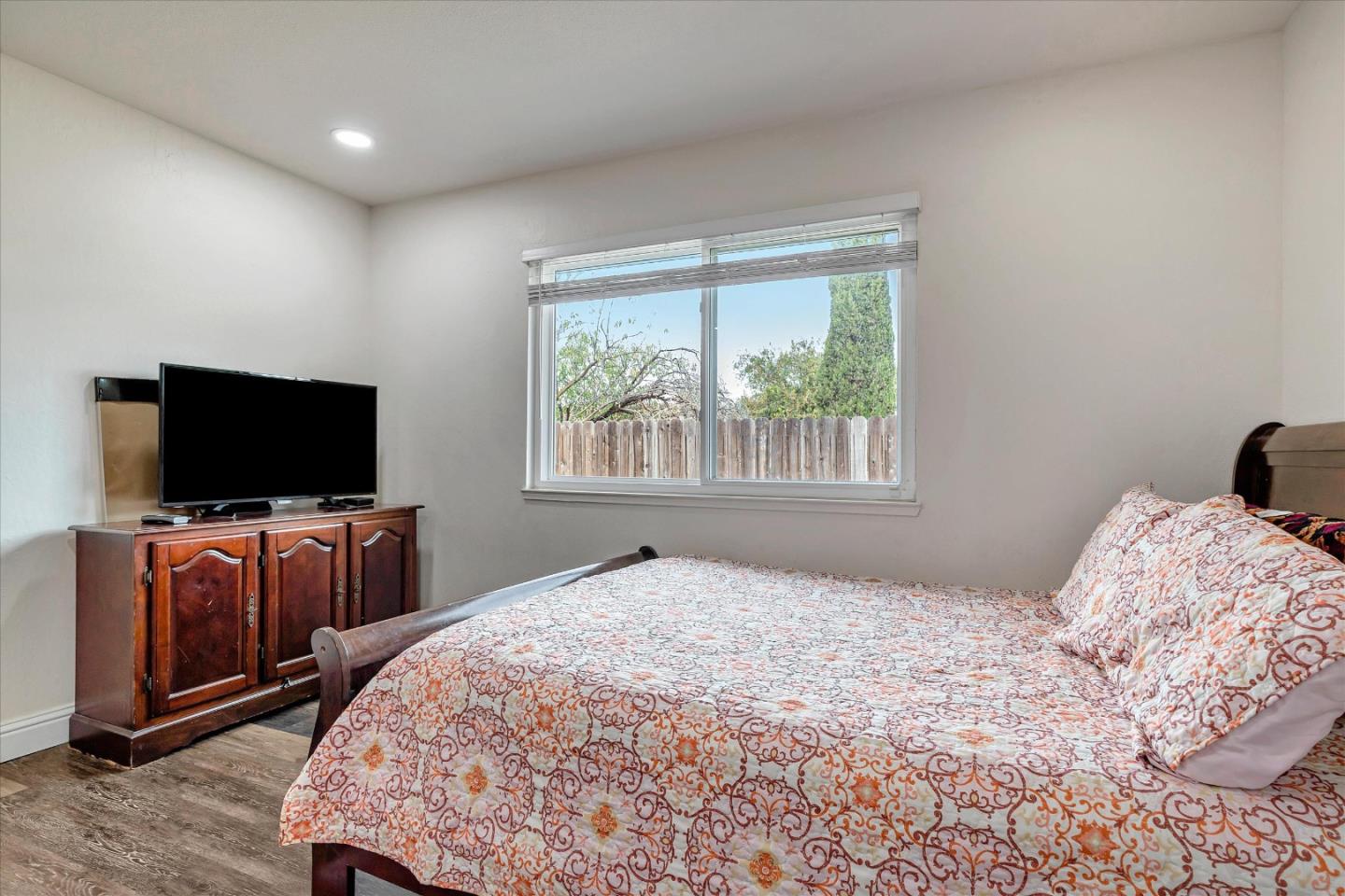 Detail Gallery Image 32 of 42 For 205 Marie Ave, Tracy,  CA 95376 - 3 Beds | 2 Baths