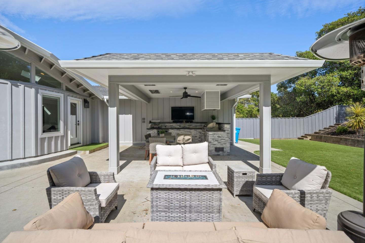 575 Darrell Rd, Hillsborough, CA 94010 4 Beds 3/1 Baths