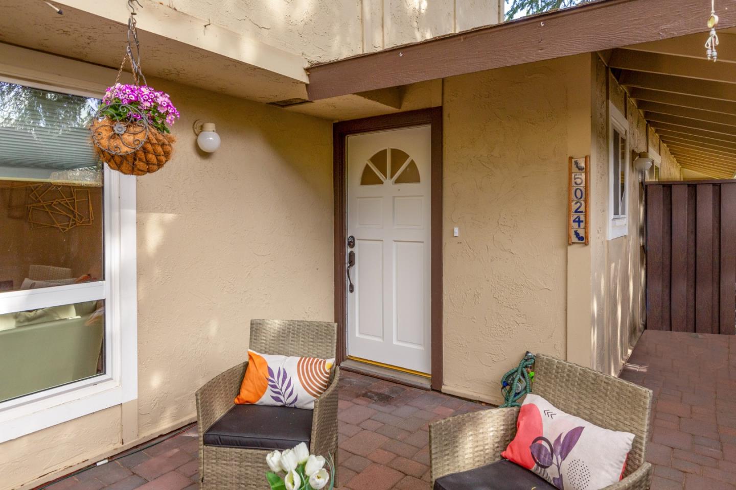 Detail Gallery Image 4 of 27 For 5024 Pine Tree Ter, Campbell,  CA 95008 - 3 Beds | 1/1 Baths
