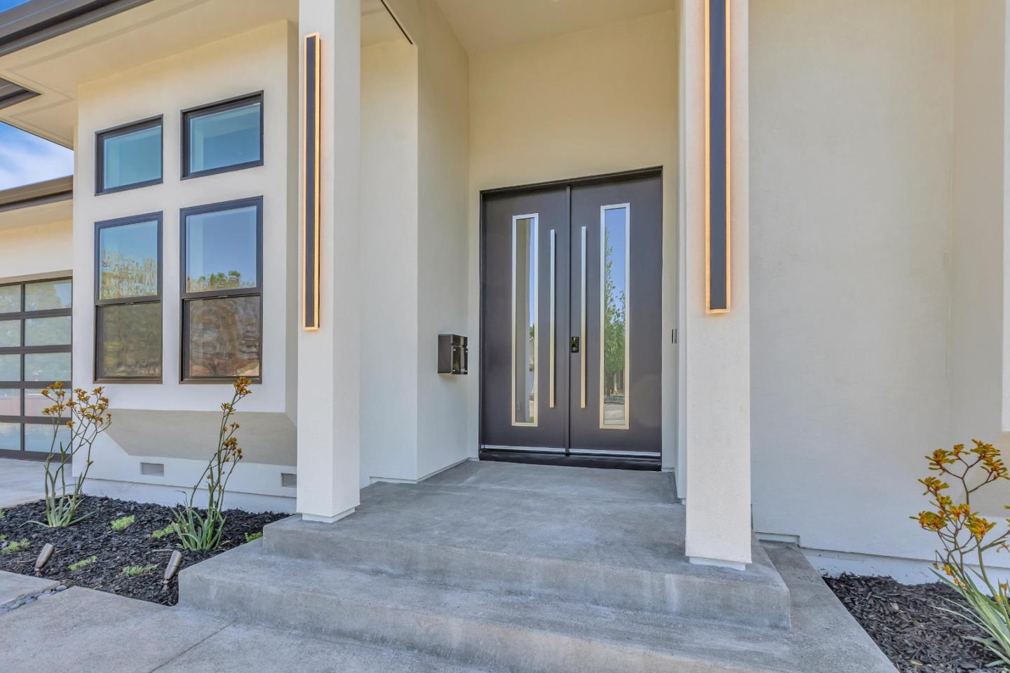 Detail Gallery Image 8 of 73 For 18660 Paseo Lado, Saratoga,  CA 95070 - 5 Beds | 5/1 Baths