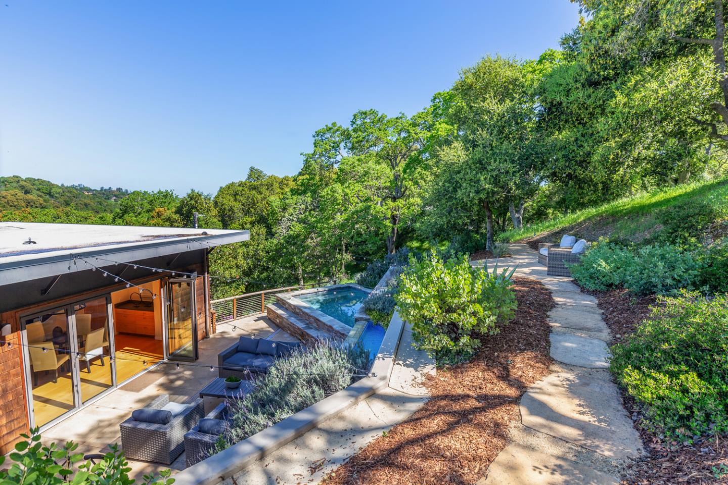 Detail Gallery Image 34 of 41 For 18 Arastradero Rd, Portola Valley,  CA 94028 - 4 Beds | 3/1 Baths