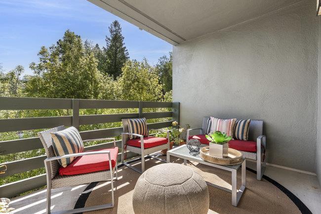 Detail Gallery Image 19 of 28 For 4000 Farm Hill Blvd #205,  Redwood City,  CA 94061 - 3 Beds | 2 Baths