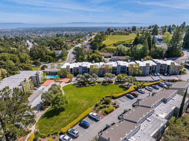 Detail Gallery Image 24 of 28 For 4000 Farm Hill Blvd #205,  Redwood City,  CA 94061 - 3 Beds | 2 Baths