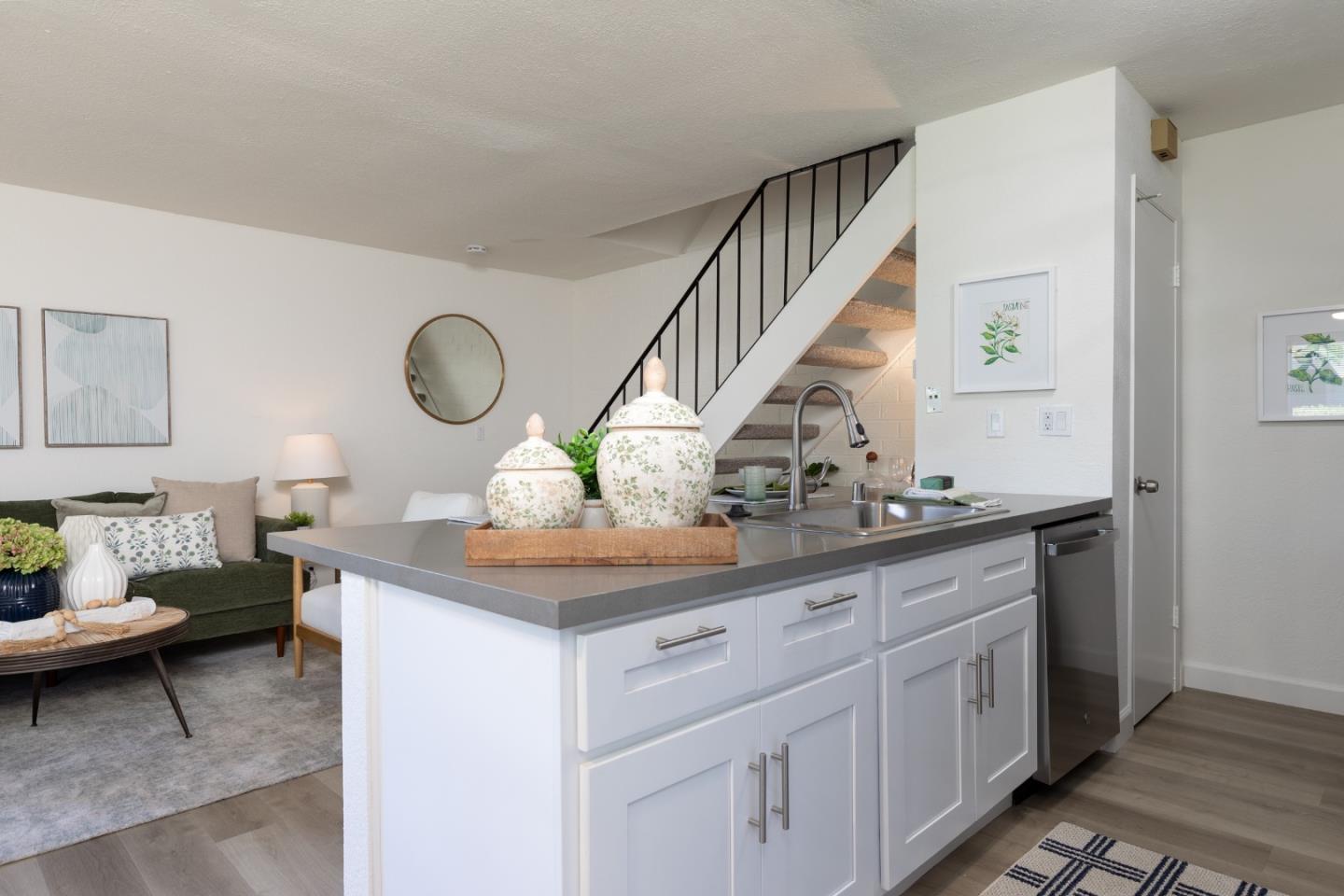 Detail Gallery Image 11 of 36 For 4475 Diamond St #3,  Capitola,  CA 95010 - 2 Beds | 1 Baths