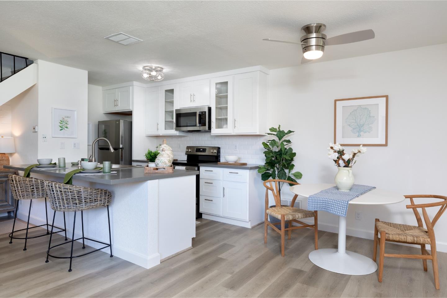 Detail Gallery Image 8 of 36 For 4475 Diamond St #3,  Capitola,  CA 95010 - 2 Beds | 1 Baths