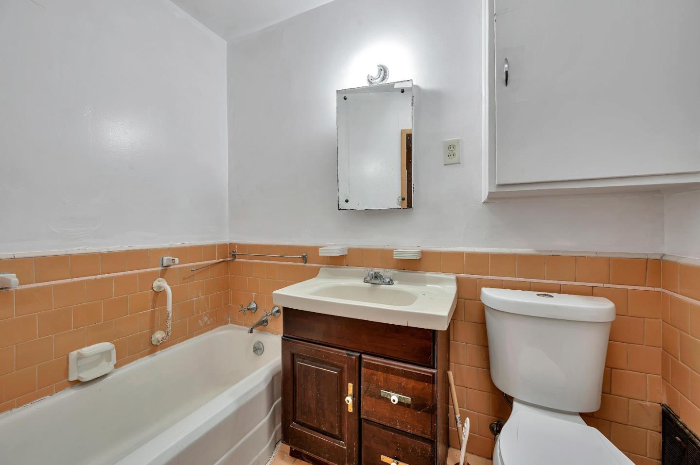 Detail Gallery Image 14 of 29 For 689 Templeton Ave, Daly City,  CA 94014 - 2 Beds | 2 Baths