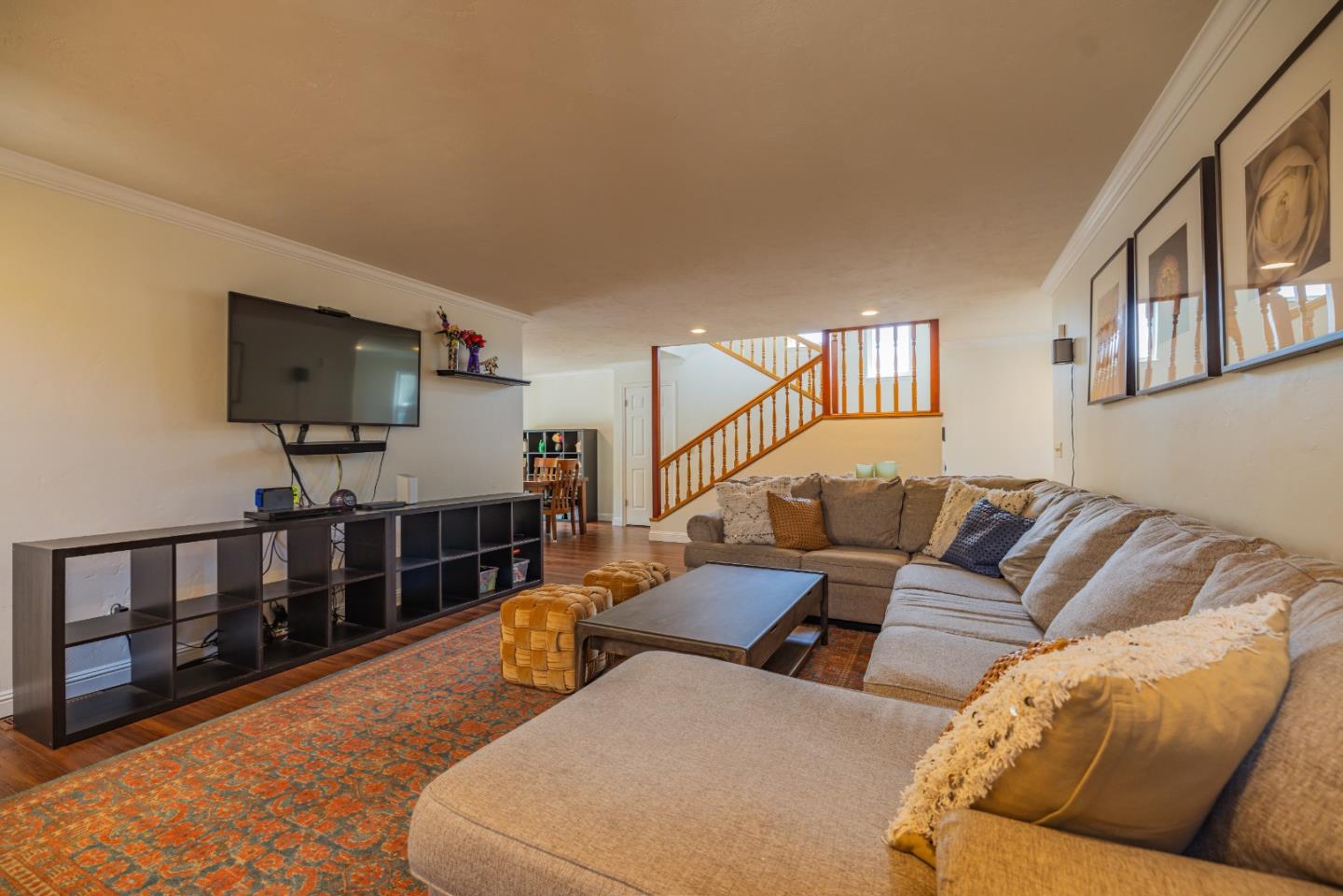 Detail Gallery Image 10 of 59 For 431 Dela Rosa Ave, Monterey,  CA 93940 - 3 Beds | 2/1 Baths