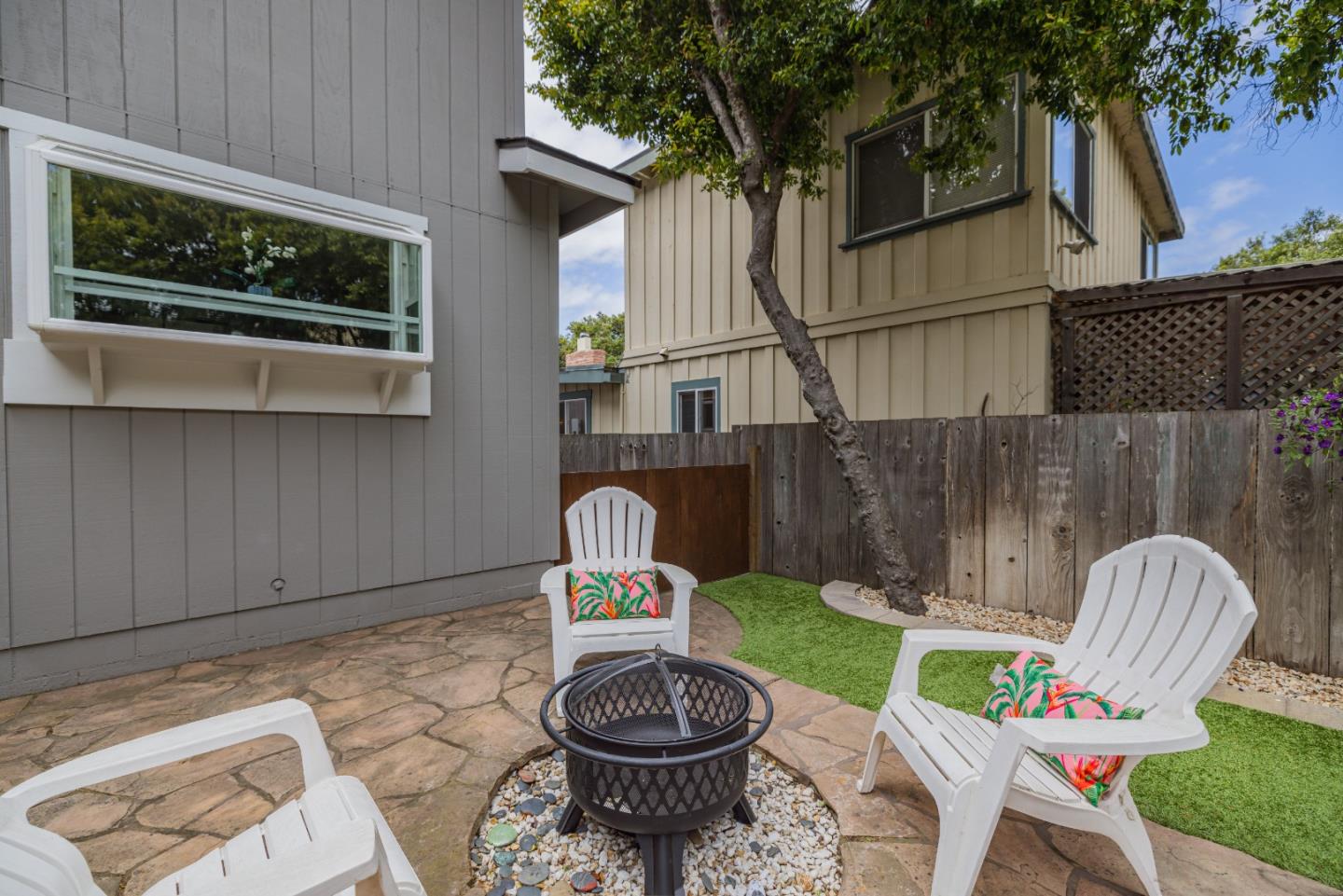 Detail Gallery Image 47 of 59 For 431 Dela Rosa Ave, Monterey,  CA 93940 - 3 Beds | 2/1 Baths