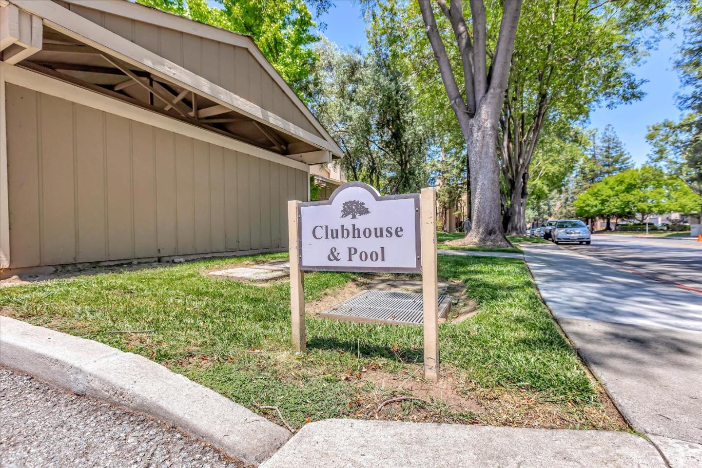 Detail Gallery Image 36 of 39 For 5693 Makati Cir #E,  San Jose,  CA 95123 - 1 Beds | 1 Baths