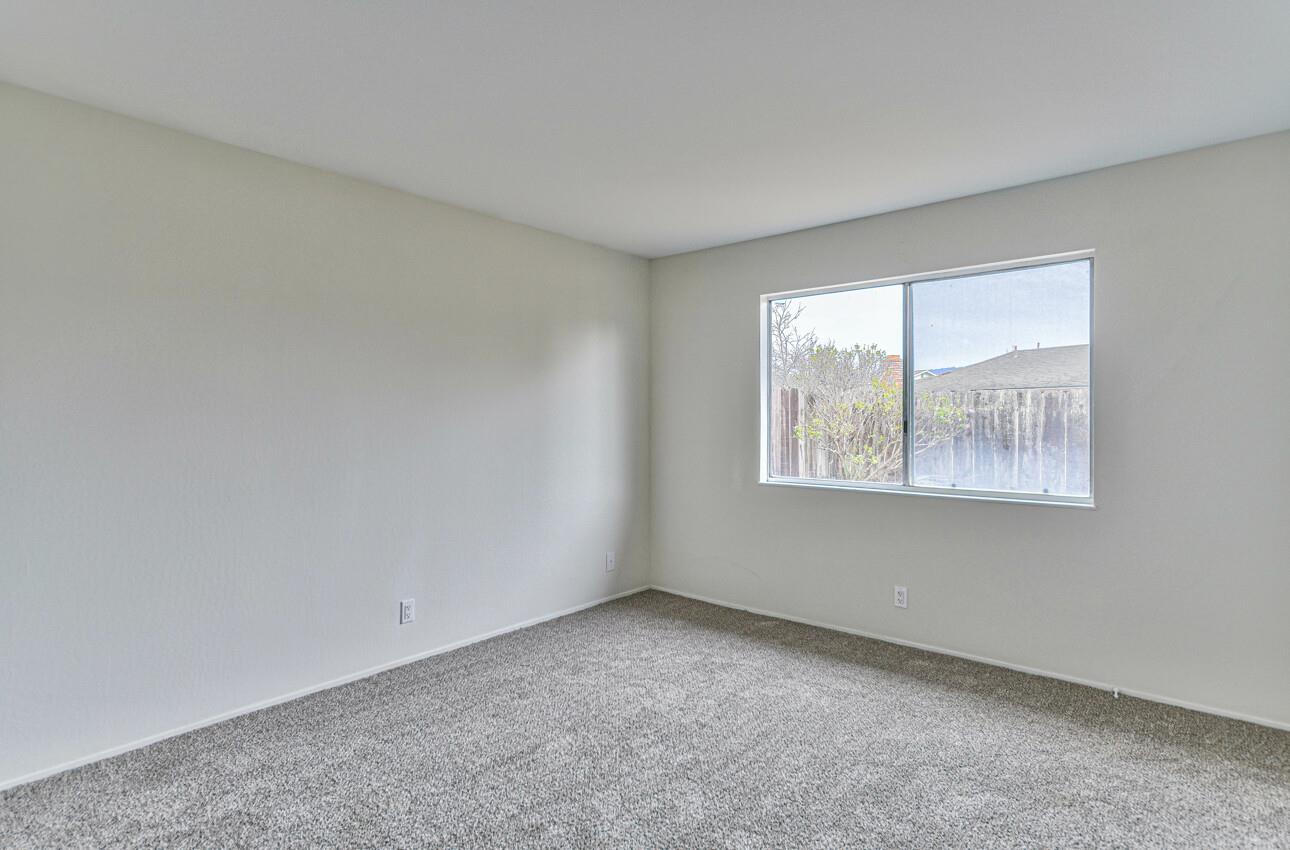 Detail Gallery Image 15 of 27 For 1726 Humboldt Dr, Salinas,  CA 93906 - 3 Beds | 2 Baths