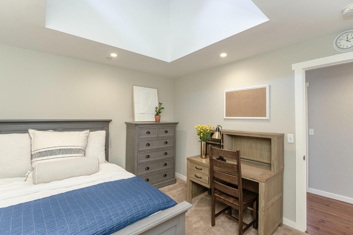 Detail Gallery Image 14 of 43 For 414 9th St, Pacific Grove,  CA 93950 - 4 Beds | 2 Baths
