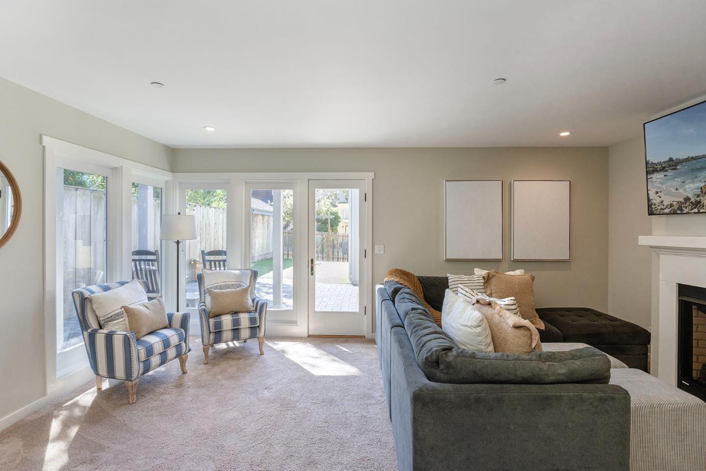 Detail Gallery Image 17 of 43 For 414 9th St, Pacific Grove,  CA 93950 - 4 Beds | 2 Baths