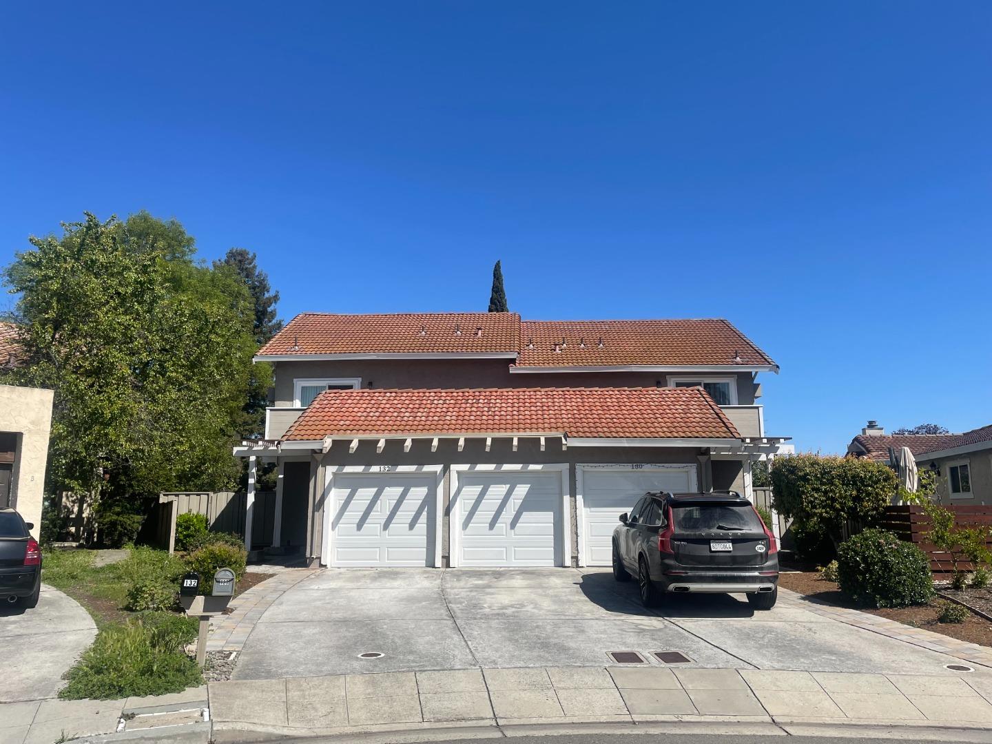 Photo of 130 Brenton Ct in Mountain View, CA