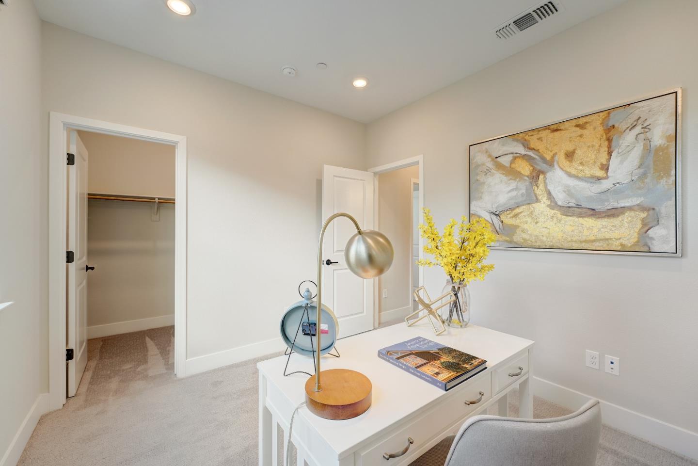 Detail Gallery Image 29 of 41 For 452 Waters Park Cir, San Mateo,  CA 94403 - 4 Beds | 2/1 Baths