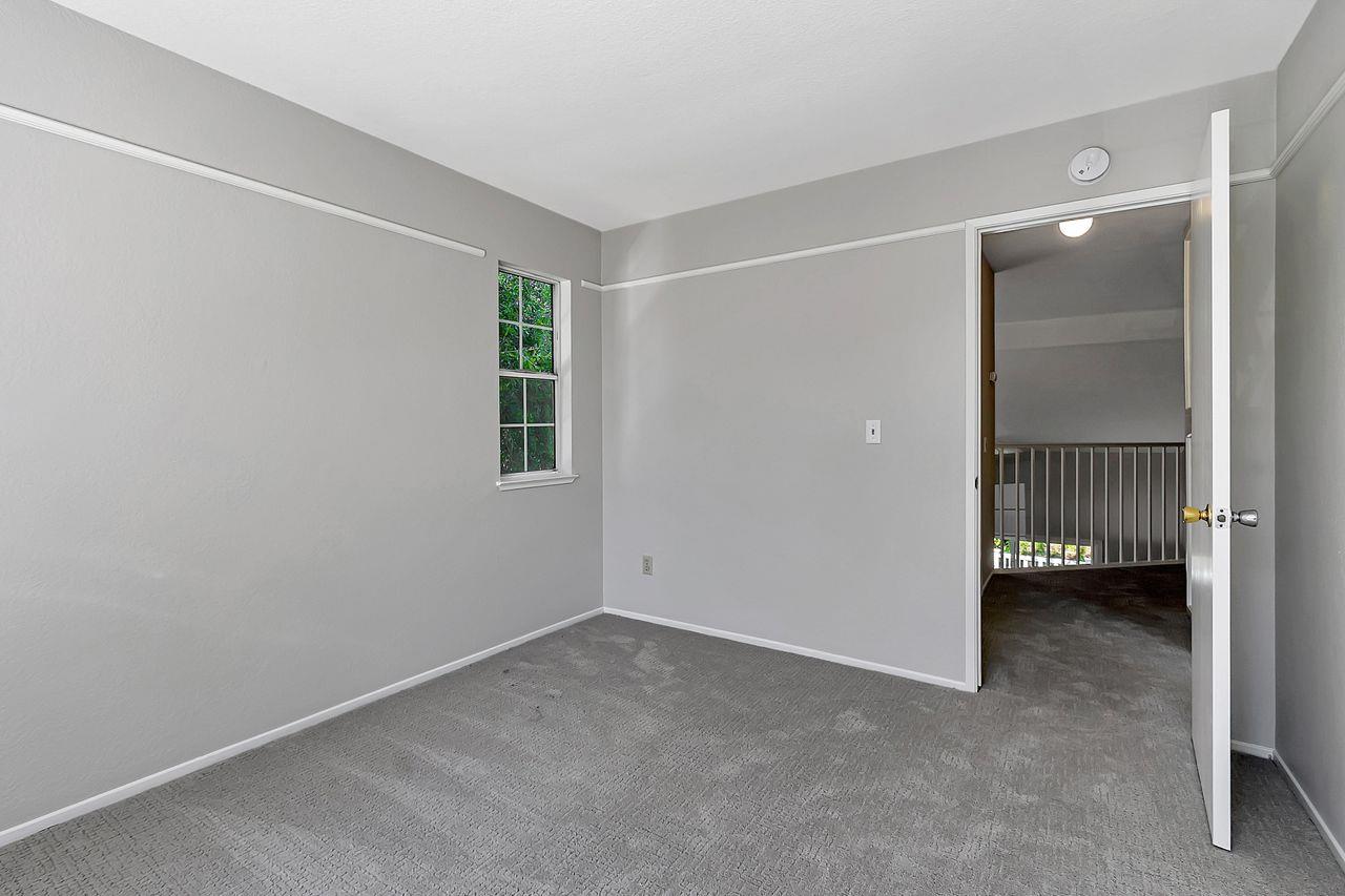 Detail Gallery Image 30 of 36 For 1213 Shelby Creek Ln, San Jose,  CA 95120 - 3 Beds | 2/1 Baths