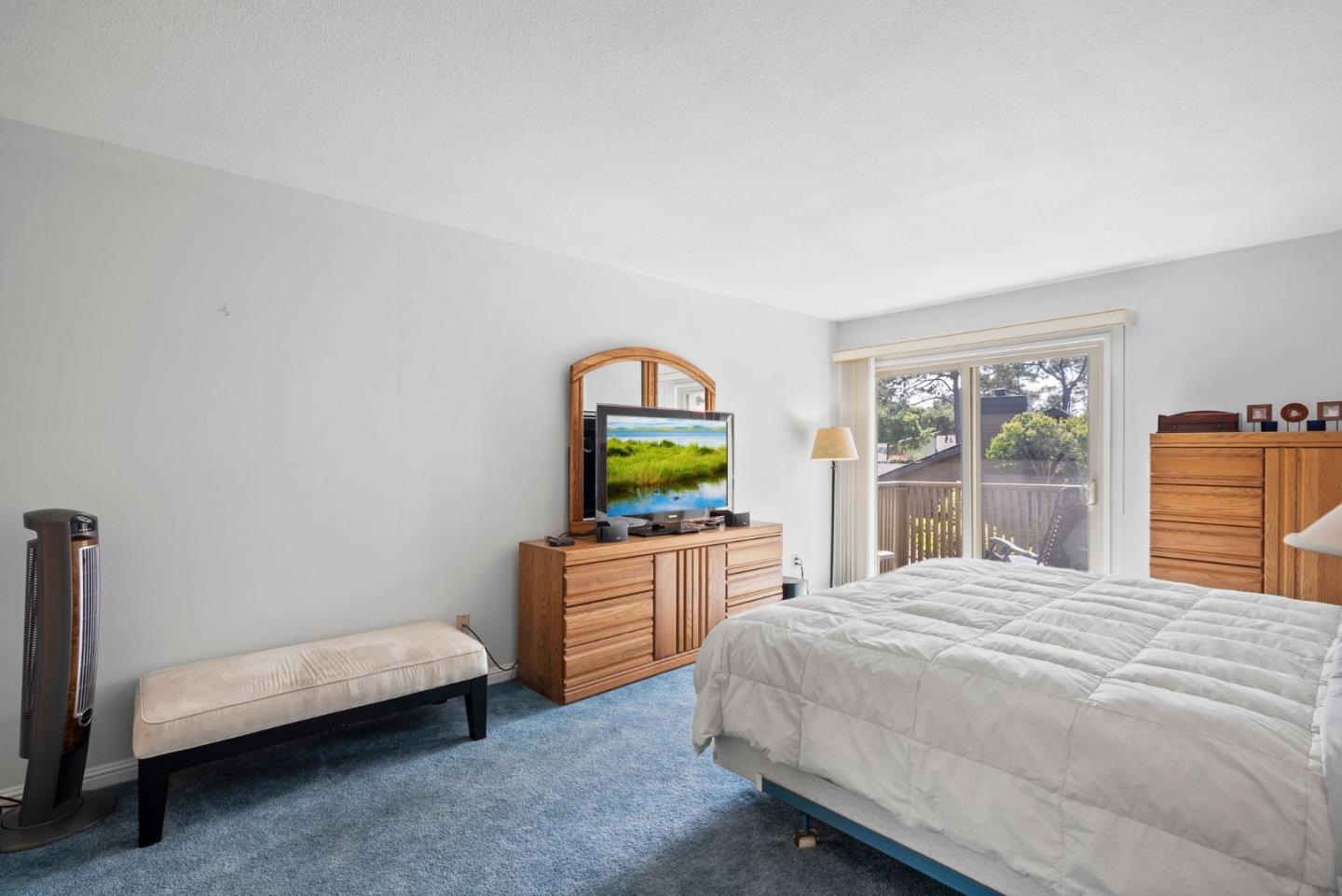Detail Gallery Image 19 of 26 For 1360 Josselyn Canyon Rd #21,  Monterey,  CA 93940 - 3 Beds | 2/1 Baths