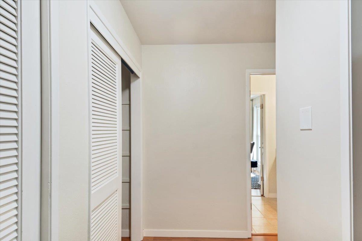 Detail Gallery Image 18 of 22 For 385 Jayne Ave #111,  Oakland,  CA 94610 - 1 Beds | 1 Baths
