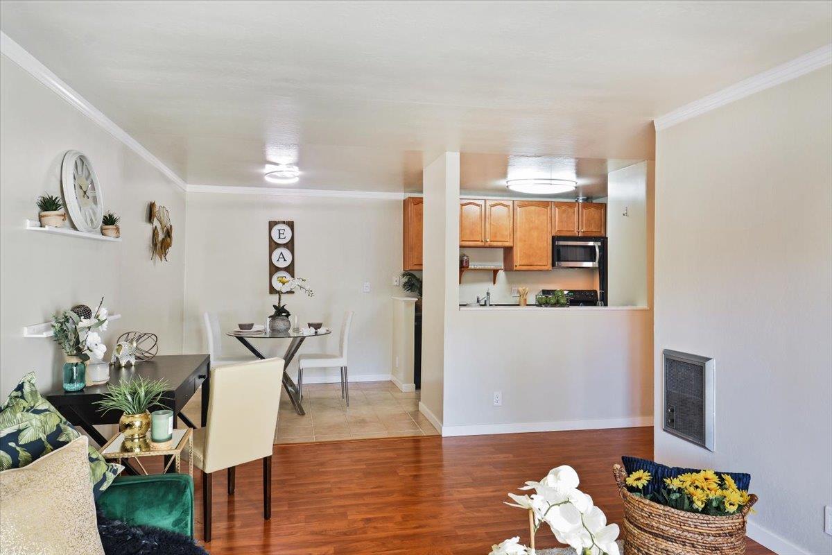 Detail Gallery Image 6 of 22 For 385 Jayne Ave #111,  Oakland,  CA 94610 - 1 Beds | 1 Baths