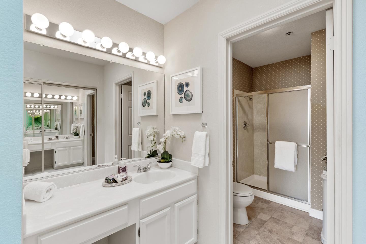 Detail Gallery Image 23 of 31 For 793 Elm St #19,  San Carlos,  CA 94070 - 2 Beds | 2 Baths