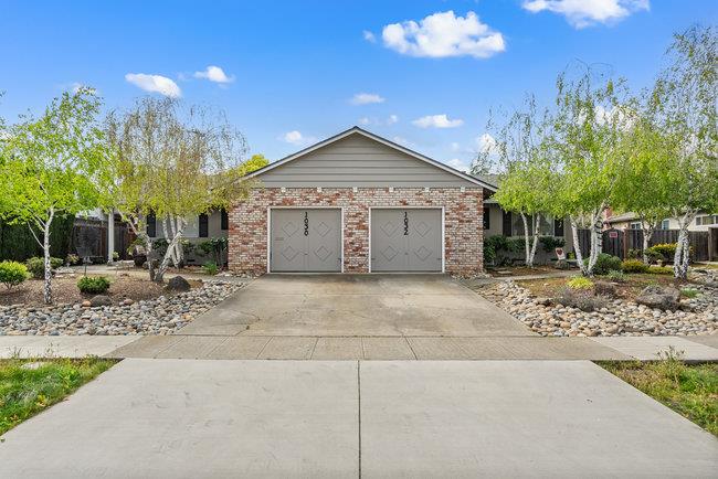 1032 W Hacienda Avenue, Campbell, CA 