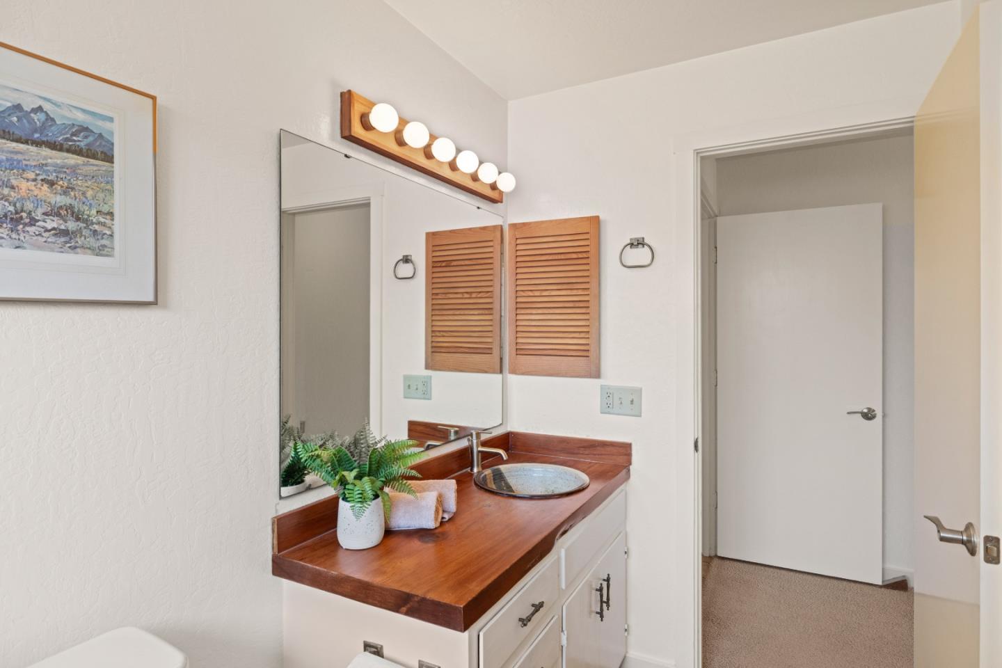 Detail Gallery Image 20 of 41 For 1132 Seaview Ave, Pacific Grove,  CA 93950 - 3 Beds | 2 Baths