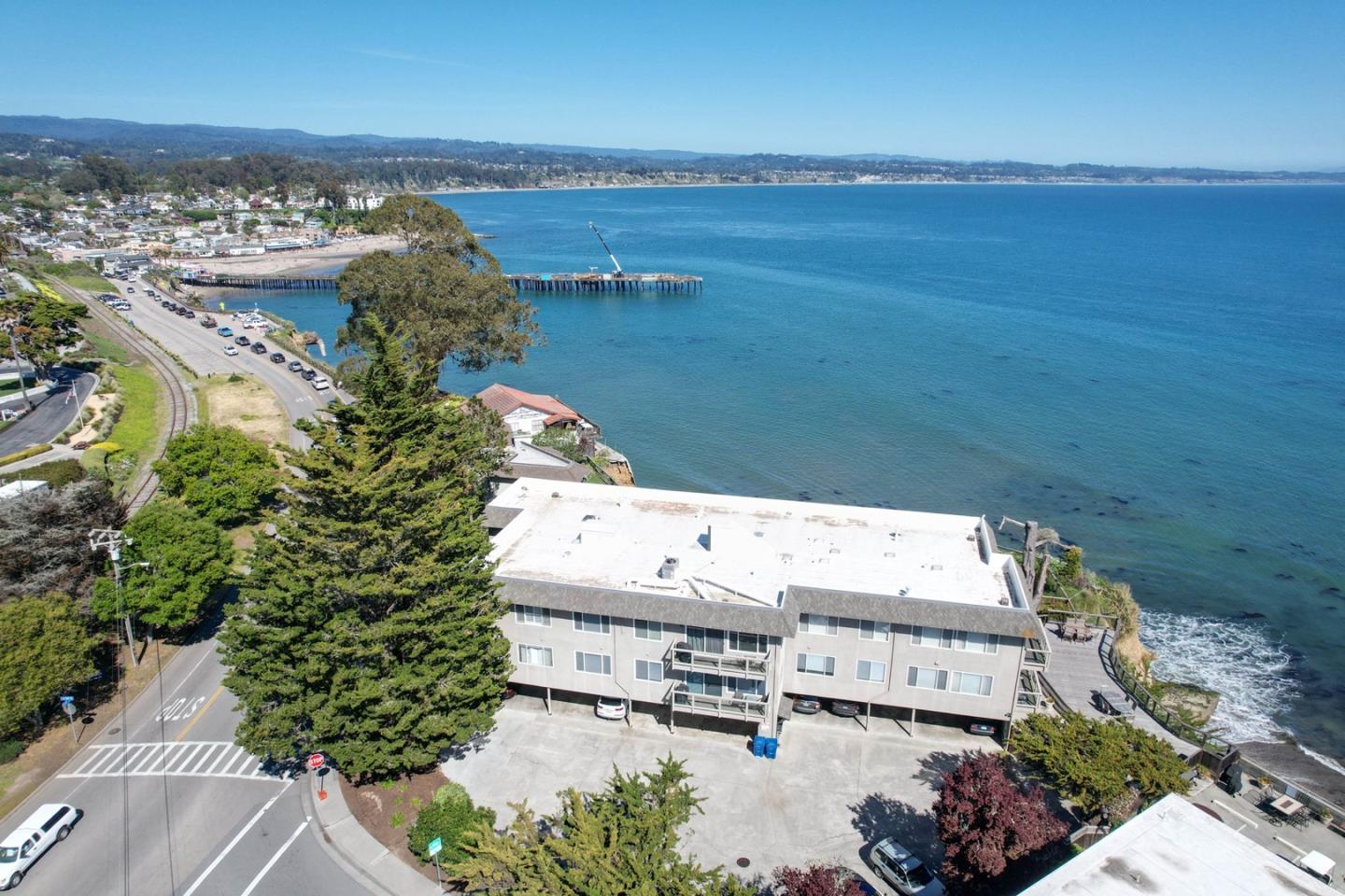 Detail Gallery Image 52 of 61 For 4820 Opal Cliff Dr #202,  Capitola,  CA 95010 - 2 Beds | 1 Baths