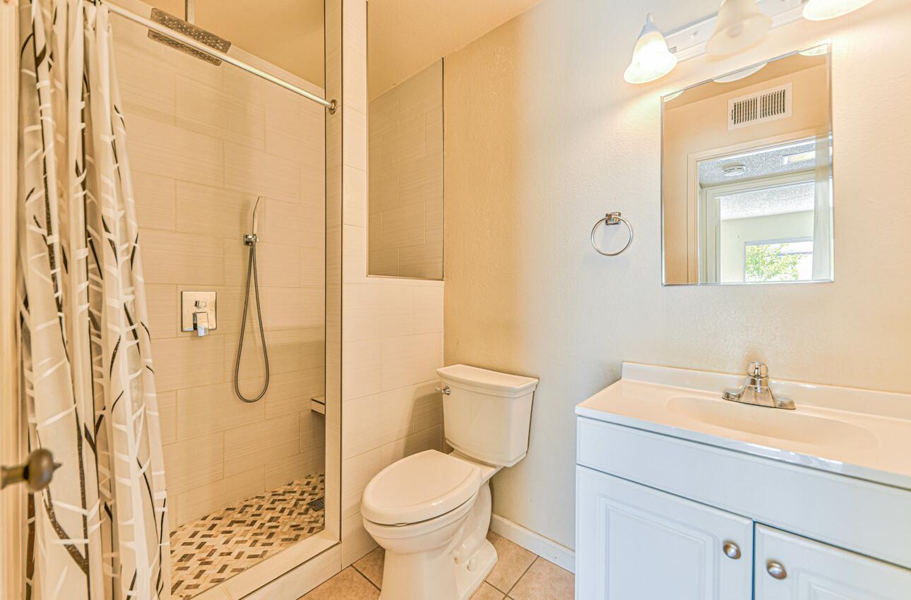 Detail Gallery Image 17 of 23 For 1748 Cherokee Dr, Salinas,  CA 93906 - 2 Beds | 1 Baths