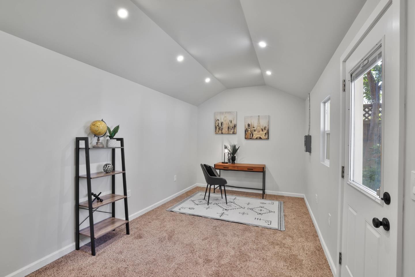 Detail Gallery Image 21 of 47 For 1336 Iris Ct, San Jose,  CA 95125 - 4 Beds | 2/1 Baths