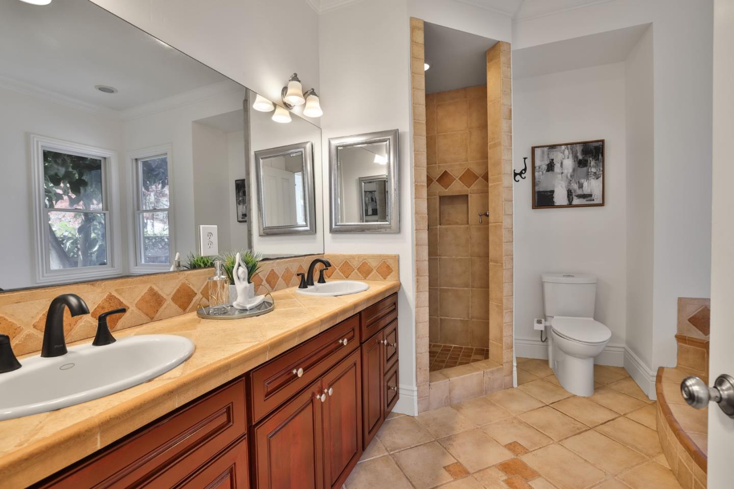 Detail Gallery Image 30 of 47 For 1336 Iris Ct, San Jose,  CA 95125 - 4 Beds | 2/1 Baths
