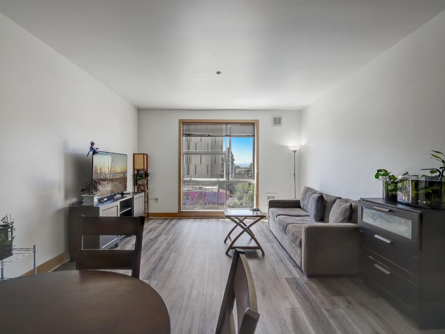 Detail Gallery Image 11 of 46 For 585 9th St #423,  Oakland,  CA 94607 - 1 Beds | 1 Baths