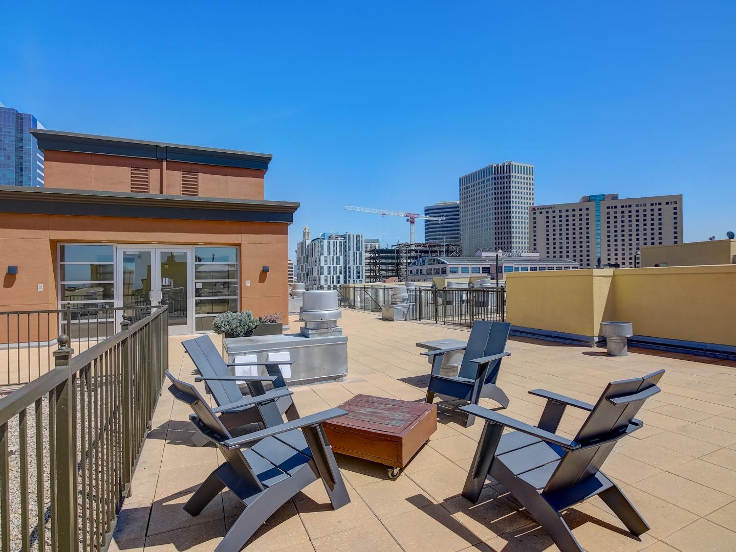 Detail Gallery Image 42 of 46 For 585 9th St #423,  Oakland,  CA 94607 - 1 Beds | 1 Baths